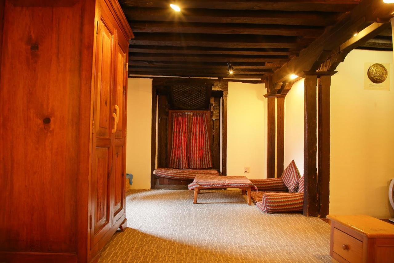 Newa Chen Historic House Unesco Lalitpur Exterior photo
