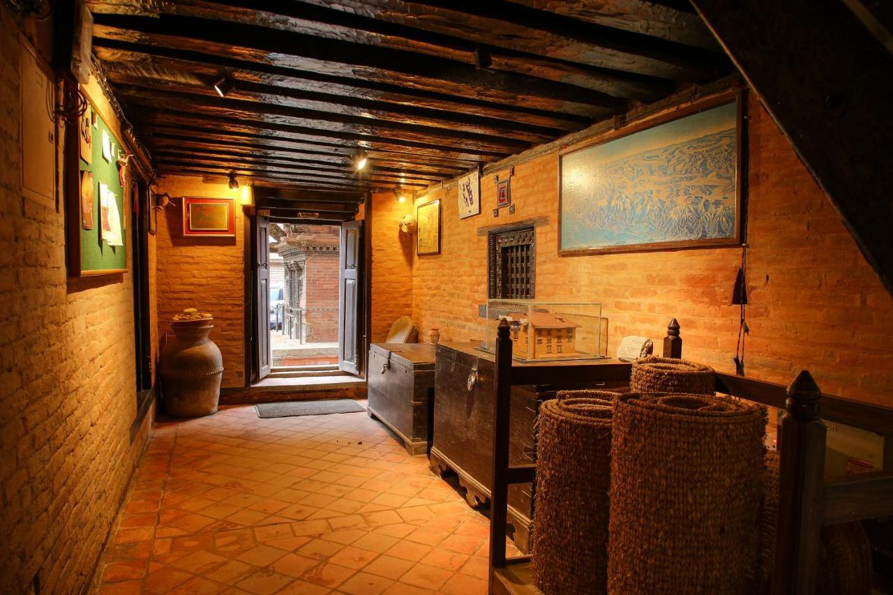 Newa Chen Historic House Unesco Lalitpur Exterior photo